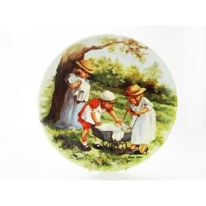 Of Office Hours, Jeanne Down's Friends I Remember Series Plate